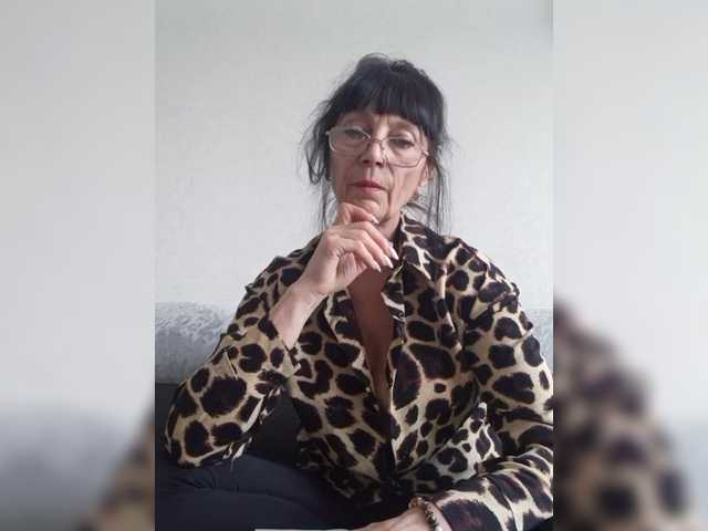 Lana-11's BongaCams show and profile