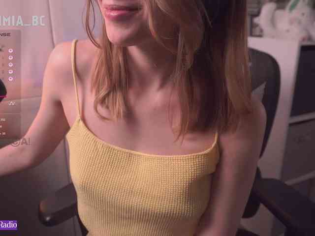 striptease online SashiMIa