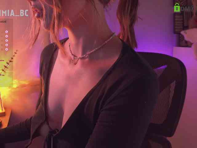 SashiMIa Live Webcam on BongaCams