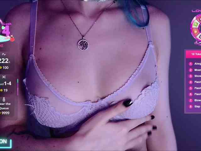 AleksaMiller webcam