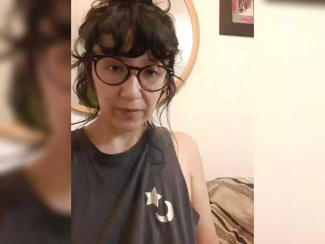 Fruttituttis's BongaCams show and profile