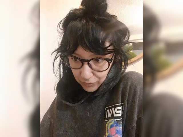 Fruttituttis's BongaCams show and profile