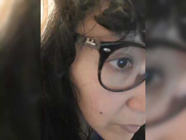 Fruttituttis's BongaCams show and profile