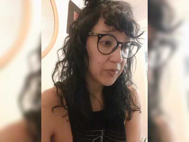 Fruttituttis's BongaCams show and profile