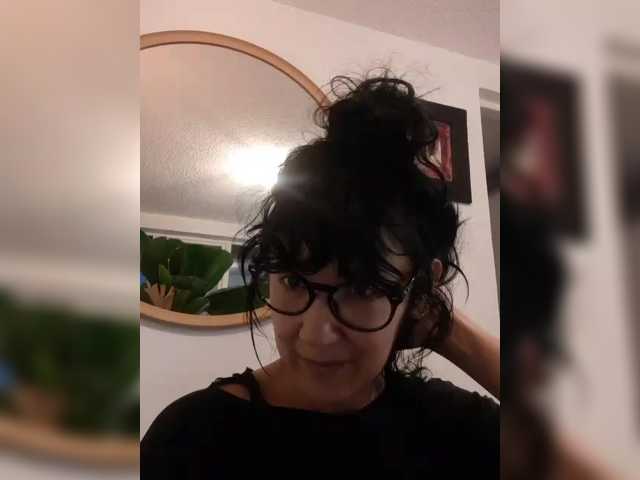 Fruttituttis's BongaCams show and profile