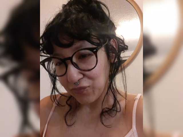 Sex chat gratuit in direct cu Fruttituttis pe BongaCams