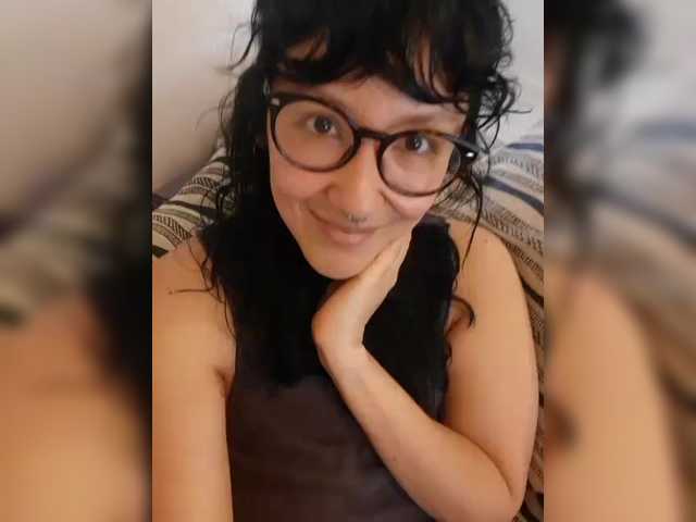 Fruttituttis's BongaCams show and profile