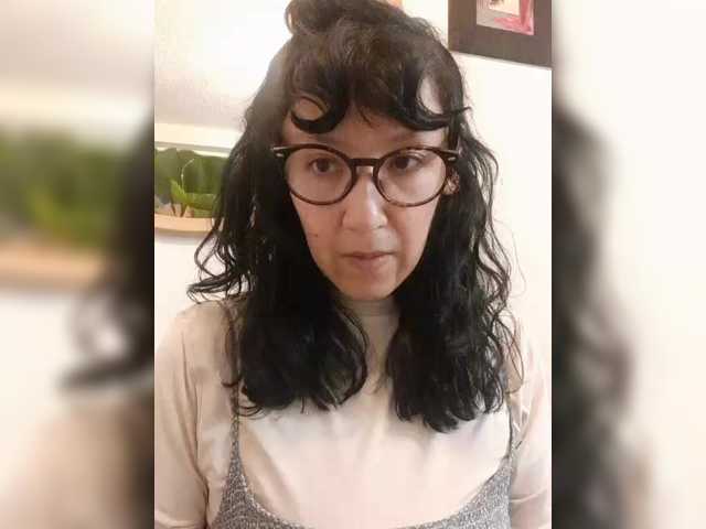 Fruttituttis's BongaCams show and profile