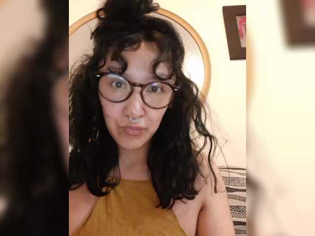 Fruttituttis webcam bongacams model stream image