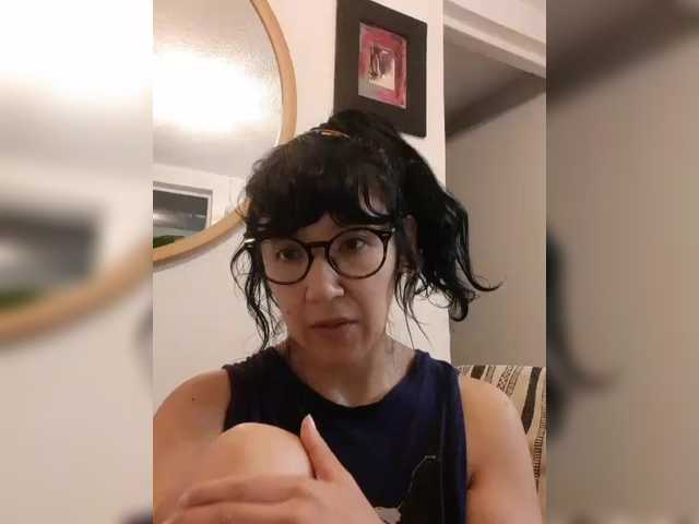 Fruttituttis's BongaCams show and profile