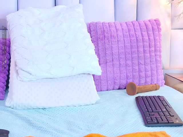 IrisRoss chat room