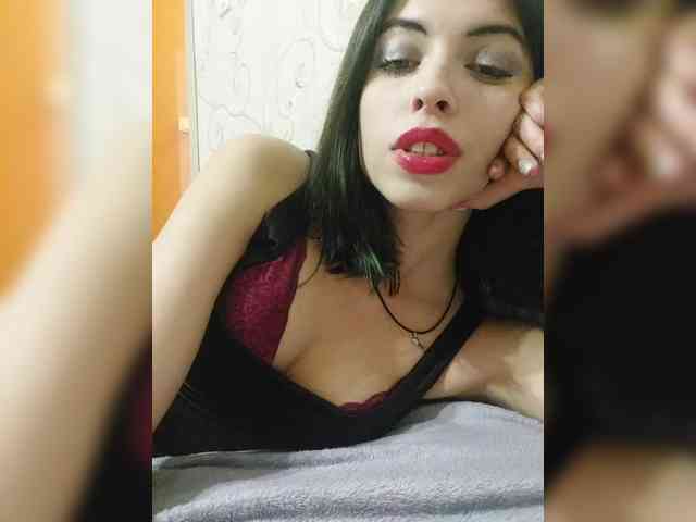 Violet-gold Live Webcam on BongaCams