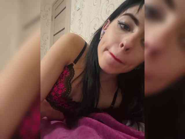 Violet-gold Live Webcam on BongaCams
