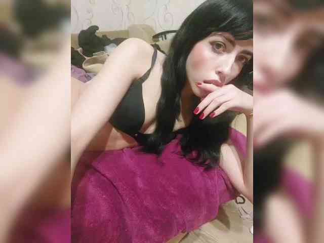 Violet-gold Live Webcam on BongaCams