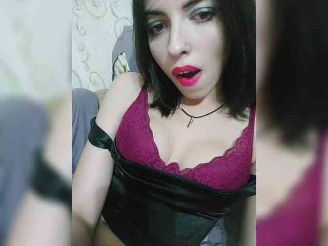 Violet-gold Live Webcam on BongaCams