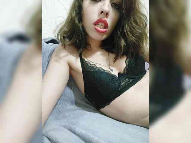 Violet-gold Live Webcam on BongaCams