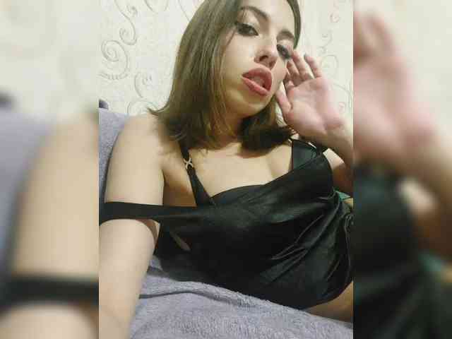Violet-gold Live Webcam on BongaCams