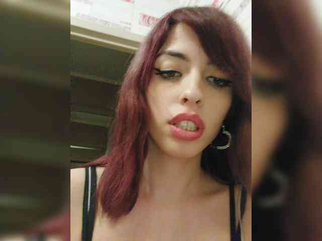 Violet-gold Live Webcam on BongaCams