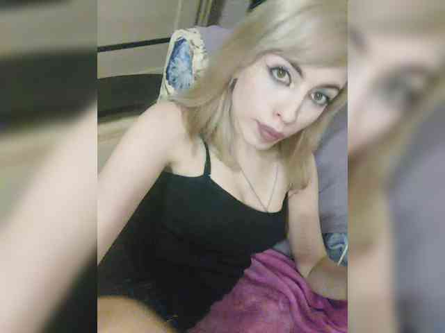 Violet-gold Live Webcam on BongaCams