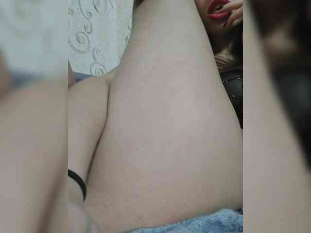 Violet-gold Live Webcam on BongaCams