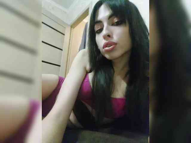 Violet-gold Live Webcam on BongaCams