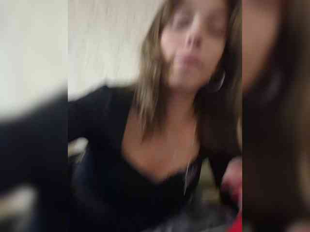 Violet-gold Live Webcam on BongaCams