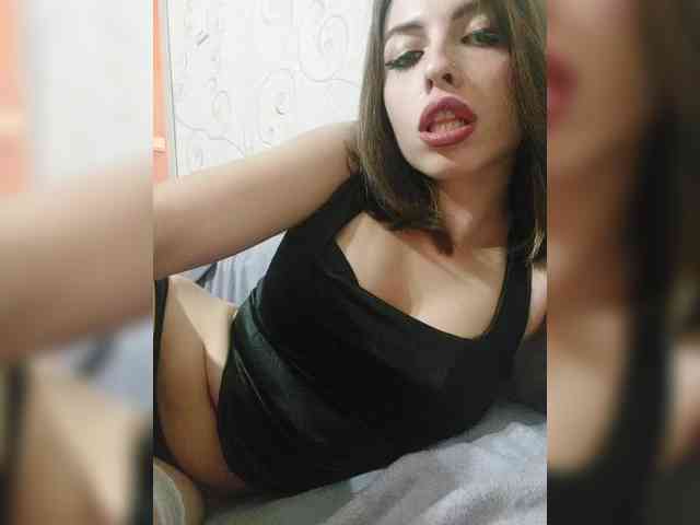 Violet-gold Live Webcam on BongaCams