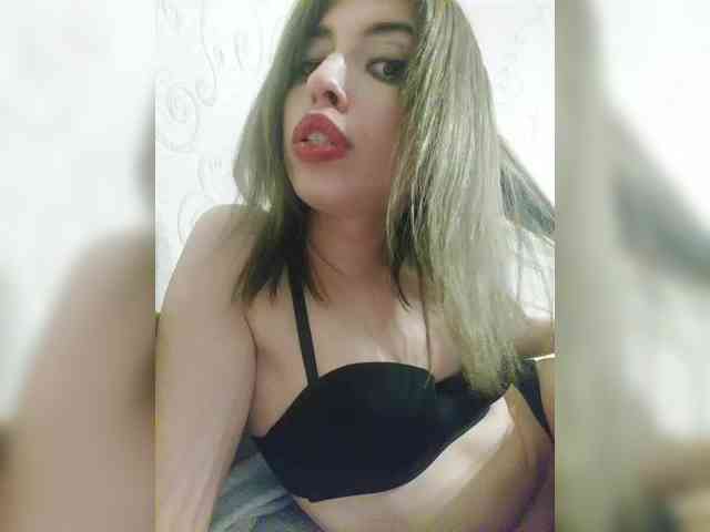 Violet-gold Live Webcam on BongaCams