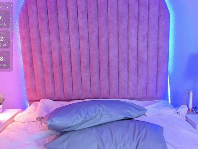 ShaylaDavis's BongaCams show and profile