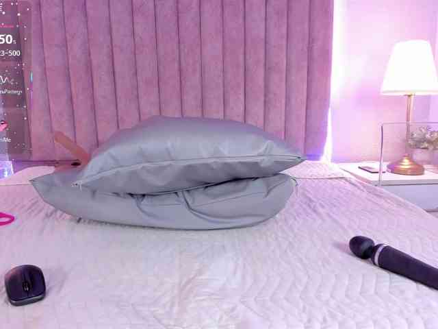 ShaylaDavis webcam