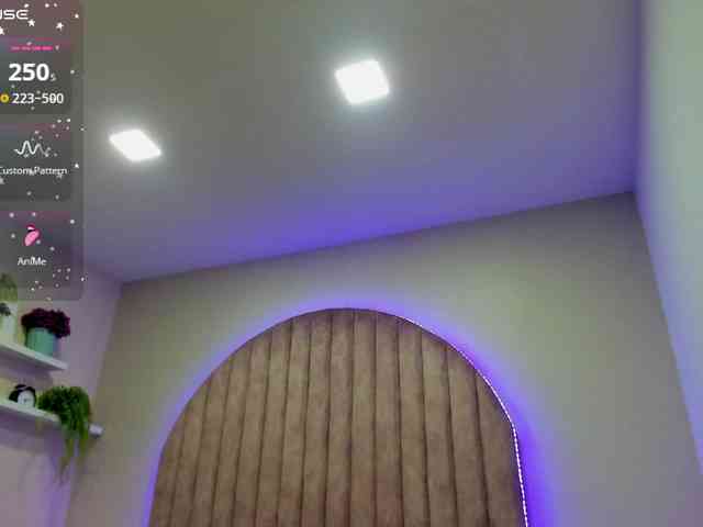 ShaylaDavis webcam