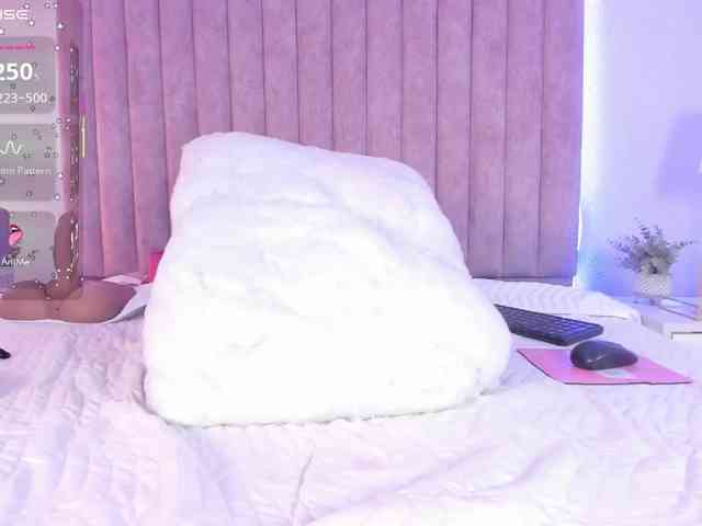 ShaylaDavis webcam