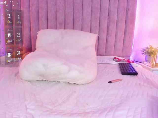 ShaylaDavis webcam