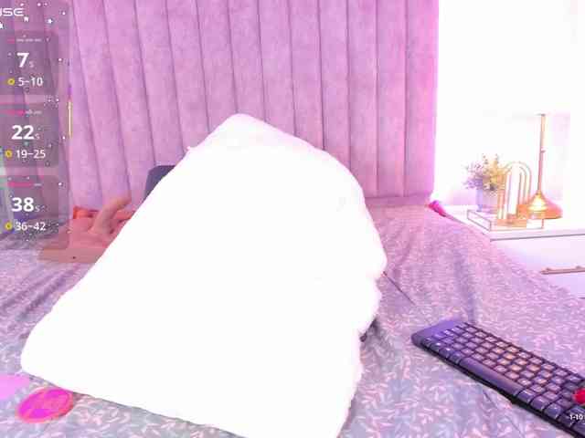 ShaylaDavis webcam
