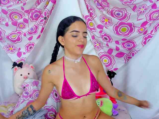 live webcam porn EmilyClay