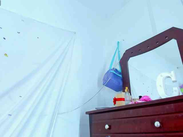 EmilyClay webcam