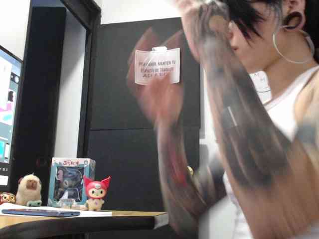 kuromii-chang webcam