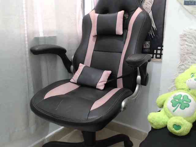 kuromii-chang webcam