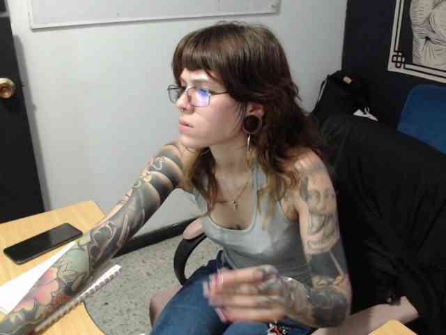 kuromii-chang webcam
