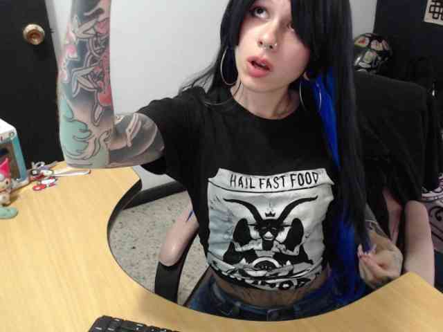 kuromii-chang webcam