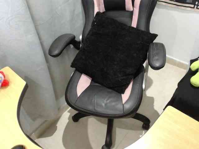 kuromii-chang webcam