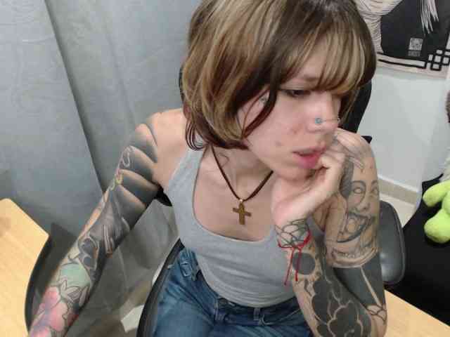 kuromii-chang webcam