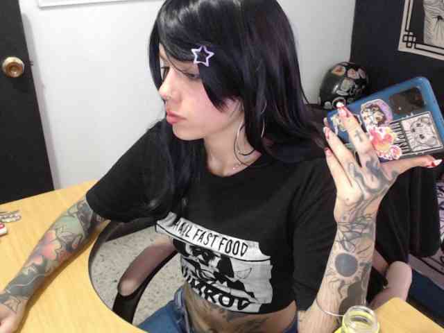 kuromii-chang webcam