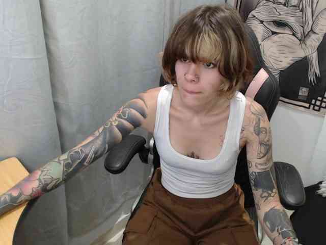 kuromii-chang webcam