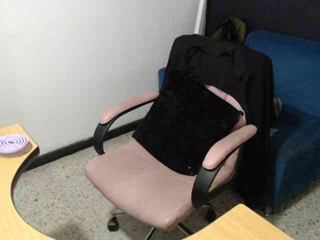 kuromii-chang webcam