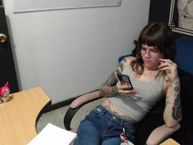 kuromii-chang webcam