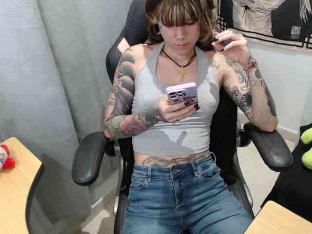 kuromii-chang webcam