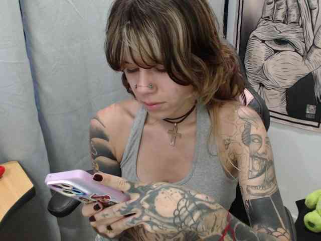 kuromii-chang webcam