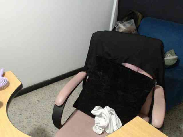 kuromii-chang webcam
