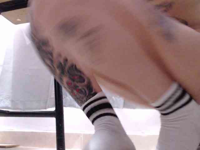 kuromii-chang webcam